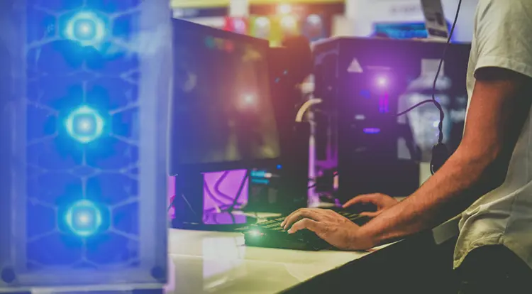 Irish gamer at a custom gaming PC build in 2026